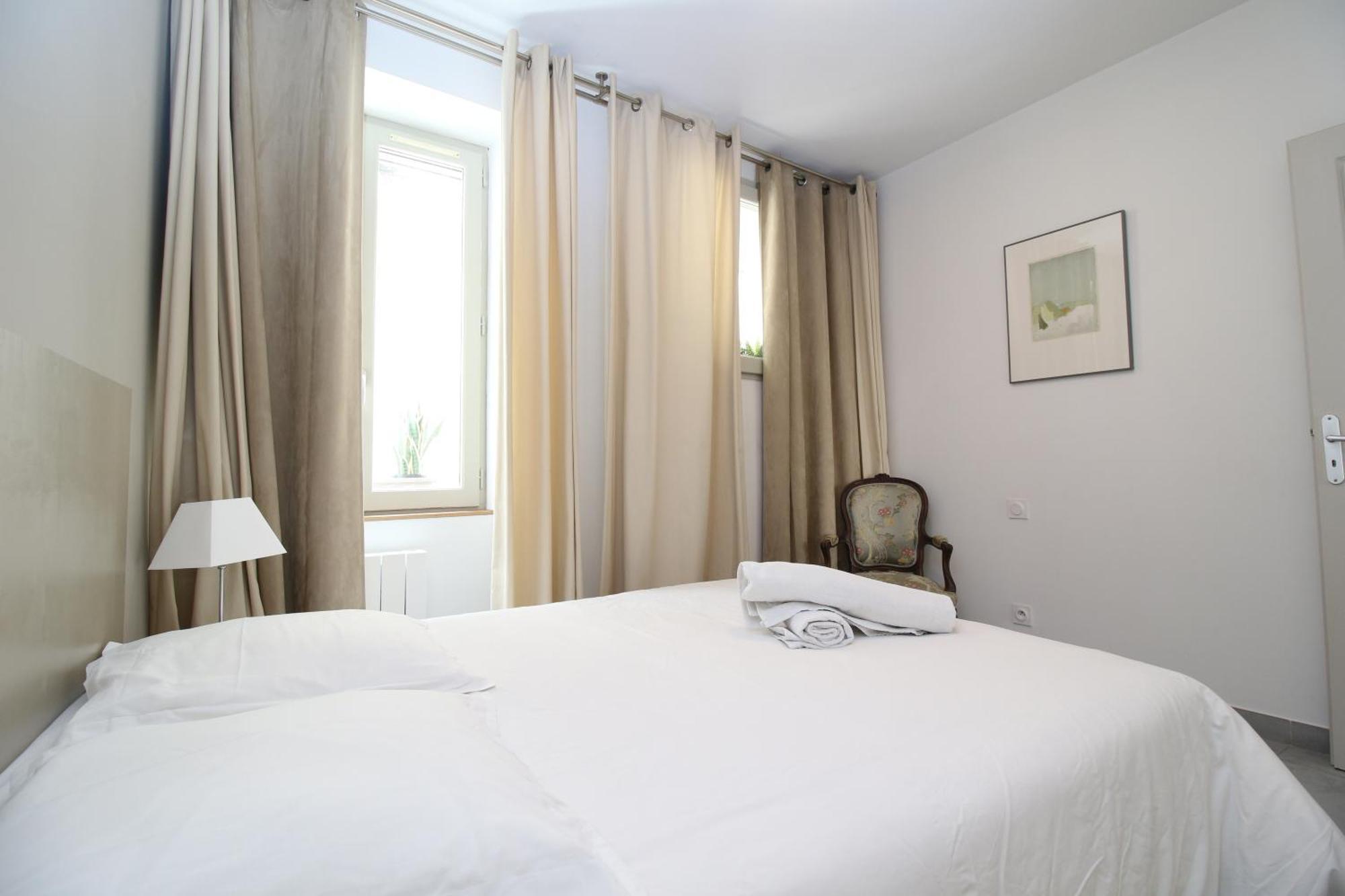 T3 Appartement Hypercentre Proche Commerce- Parking - 2 Chambres Wifi Gratuit Avignon Exterior foto