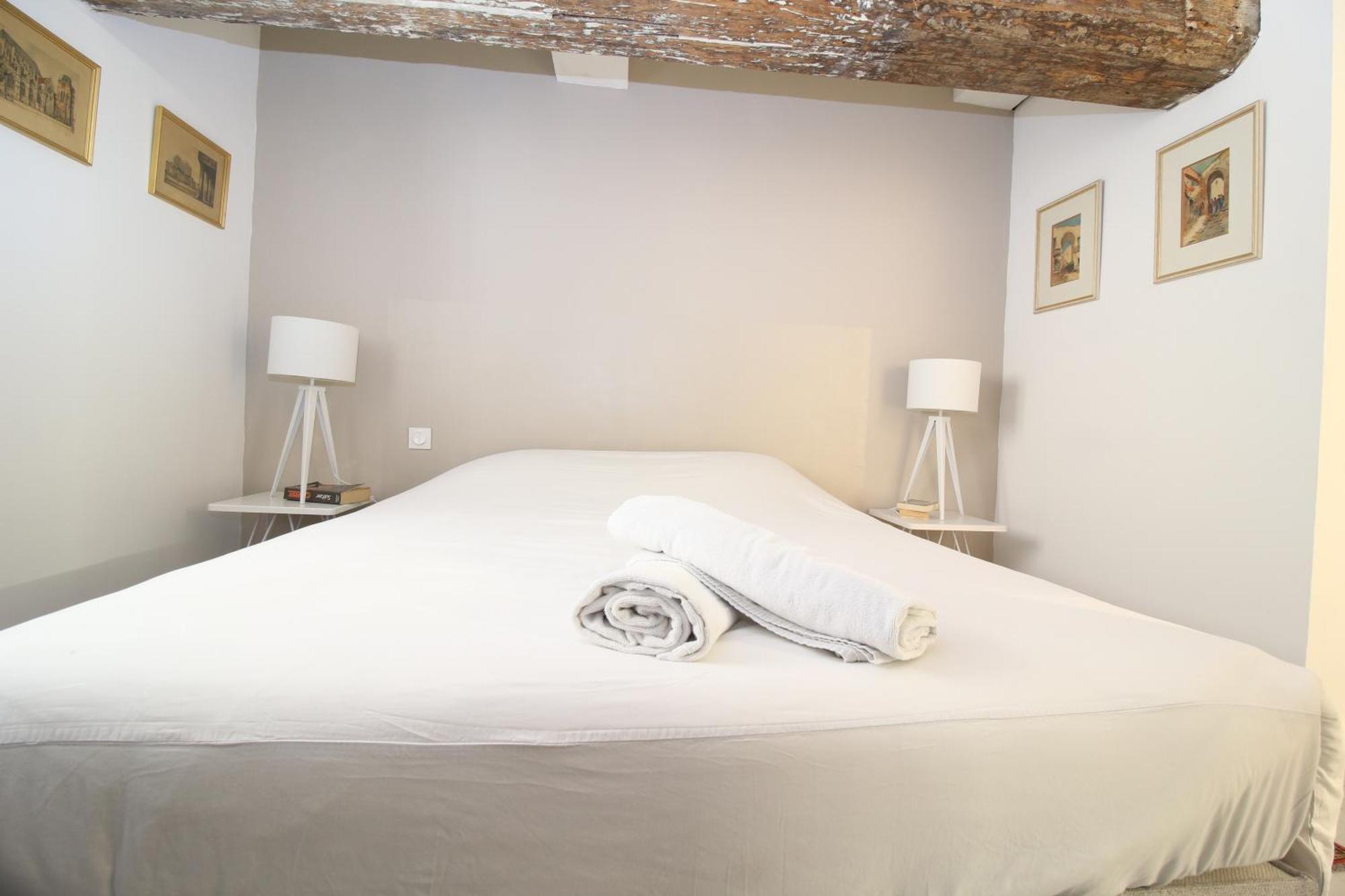 T3 Appartement Hypercentre Proche Commerce- Parking - 2 Chambres Wifi Gratuit Avignon Exterior foto